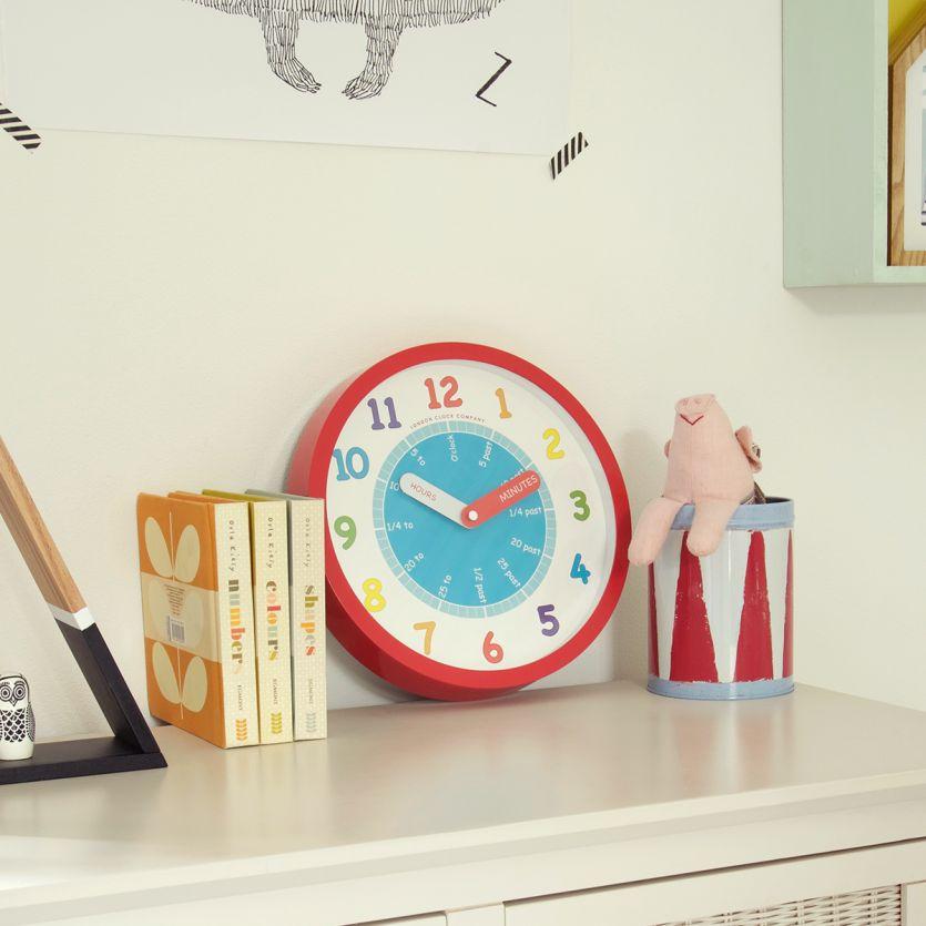 http://timeframed.me/cdn/shop/collections/childrens-clocks-262363.jpg?v=1625594270