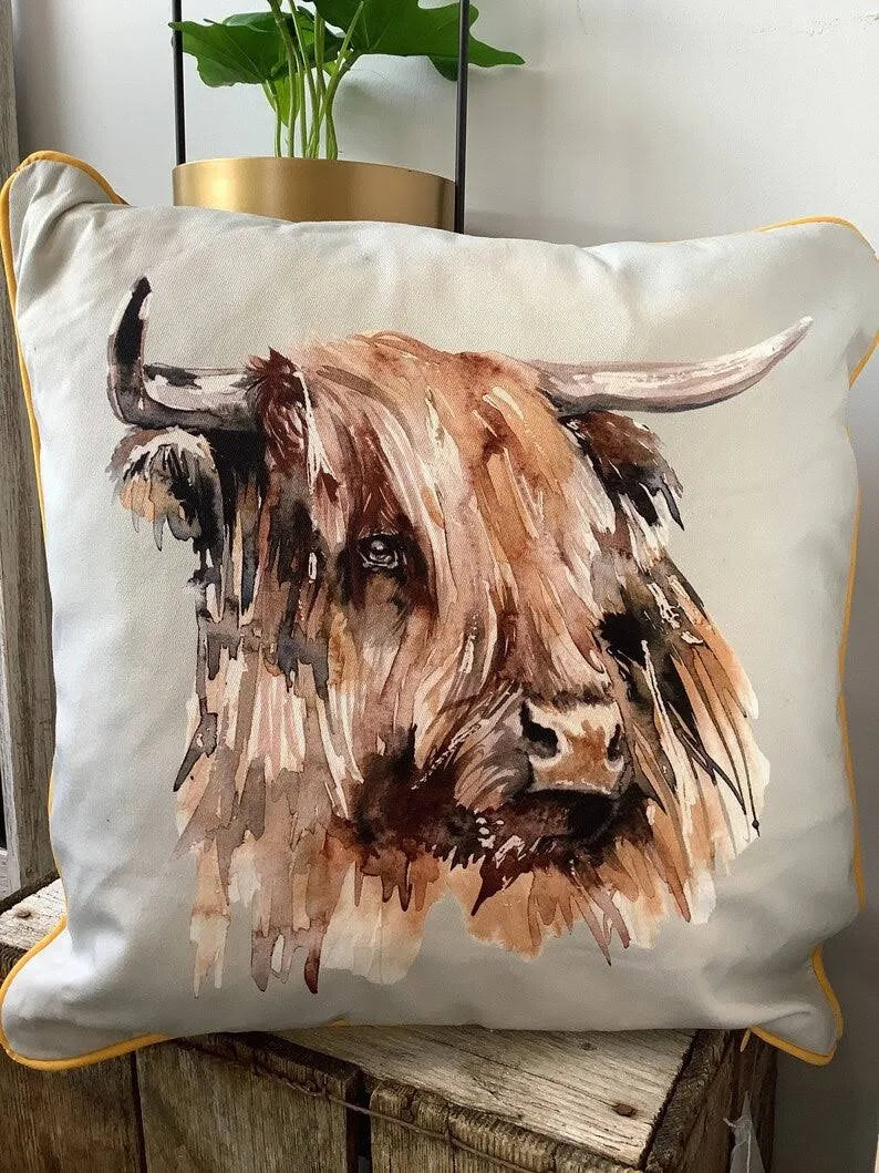 Meg Hawkins. Highland Cow Cushion *NEW* - timeframedclocks